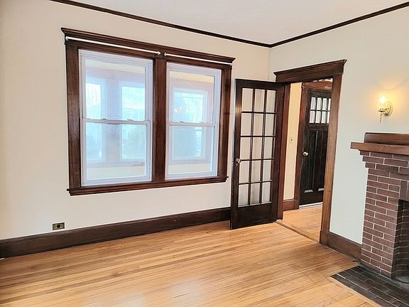 2nd image of 38 Hovey St