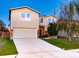 722 Crosspoint Dr, New Braunfels, TX 78130