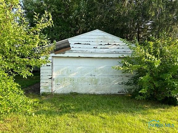 5th image of 12610 Bancroft St