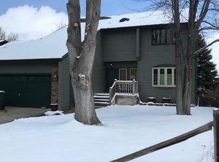 903 Pioneer Ave, Gillette, WY 82718