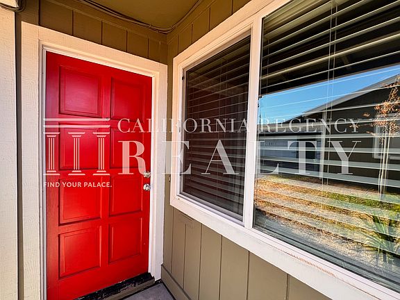 3rd image of 6955 Greenback Ln APT B