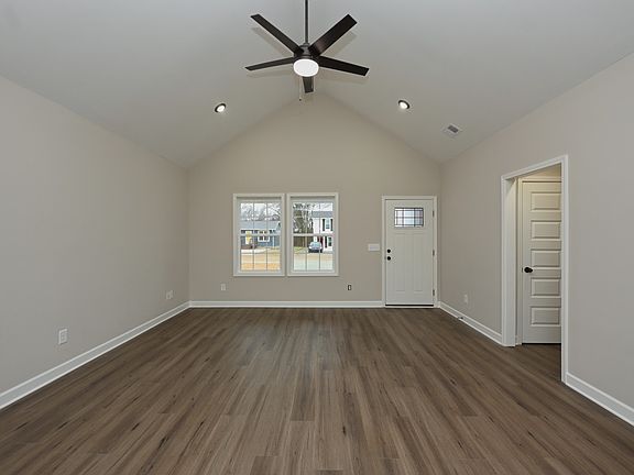 5th image of 91 Plumlee Dr