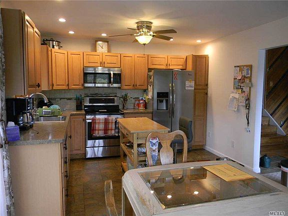 4th image of 118 E Woodside Ave