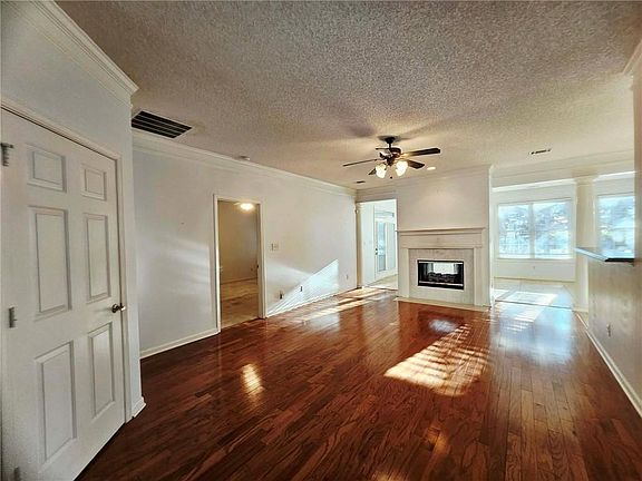 3rd image of 9821 Reflections Dr