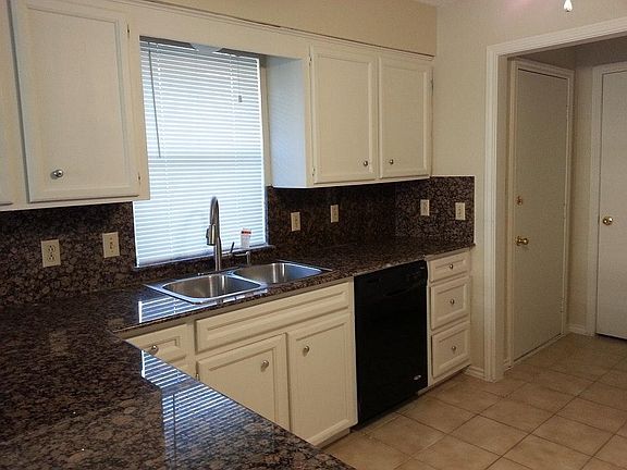 5th image of 2223 Woodcreek #A