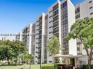 17021 N Bay Rd APT 112, Sunny Isles Beach, FL 33160