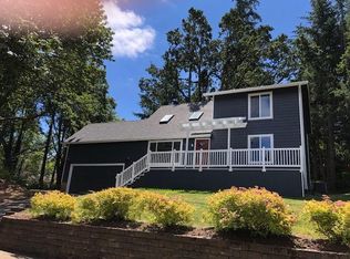 2434 Crestbrook Dr NW, Salem, OR