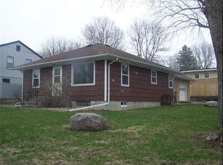 121 S Division St, Mankato, MN 56001