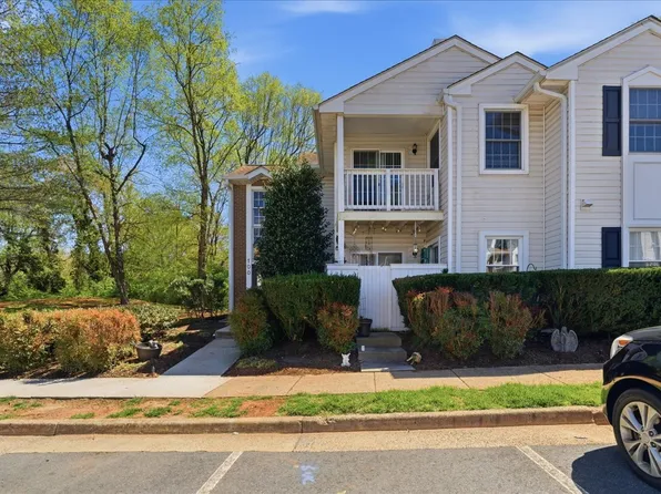 100 Westwick Ct Unit 3, Sterling, VA 20165