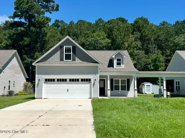 1271 Dan Owen Dr, Hampstead, NC 28443