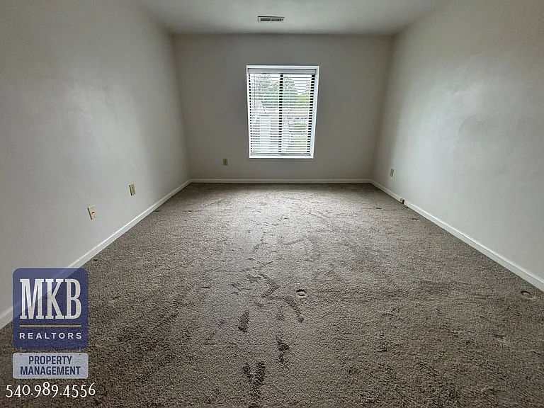 2527 Gatehouse Ln — Photo 28