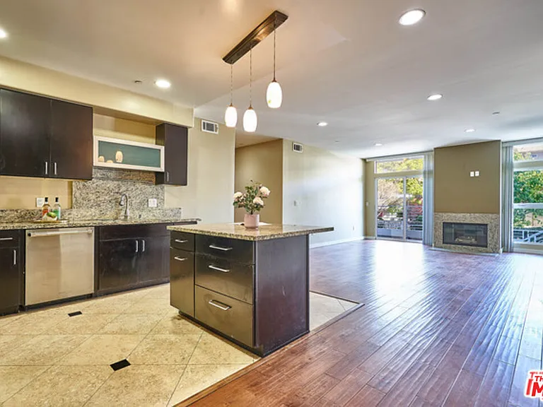401 N Serrano Ave #105 — Photo 4