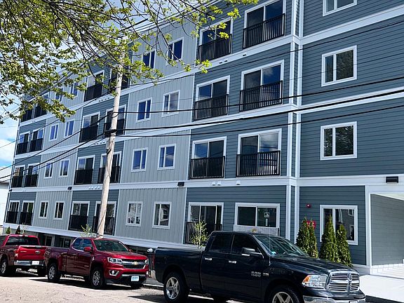 5th image of 118 Old Colony Ave #123A