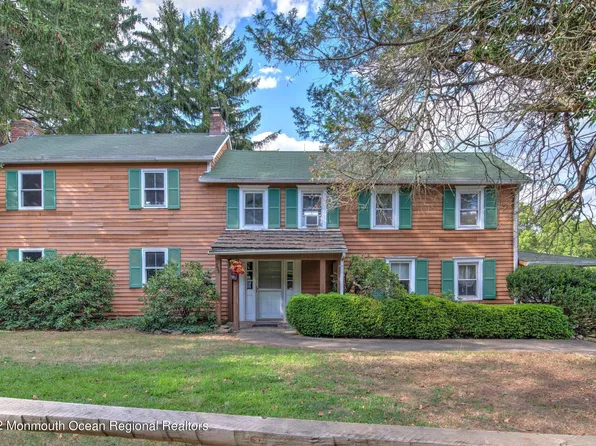 284 Millstone Rd, Millstone Township, NJ 08535