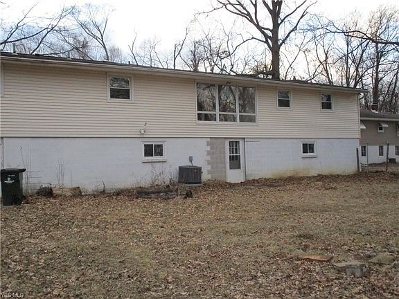 3rd image of 5025 Hecock Ave