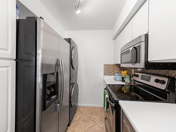 4th image of 351 N Hermosa Dr Unit 2A1
