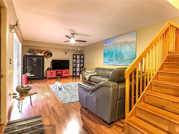 5th image of 2801 Waterford Dr N #2801