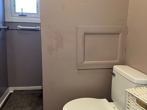 2nd image of 38 Whitney Ave APT 2