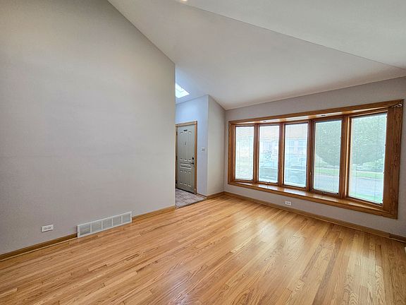 4th image of 4531 S Keeler Ave