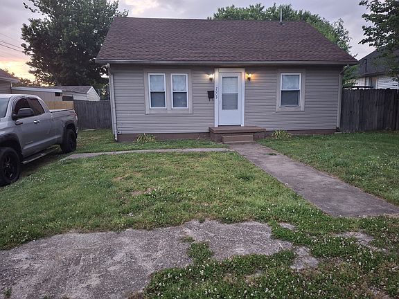 4th image of 2003 McCulloch Ave