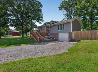 944 Red Bud Dr, Warsaw, MO 65355