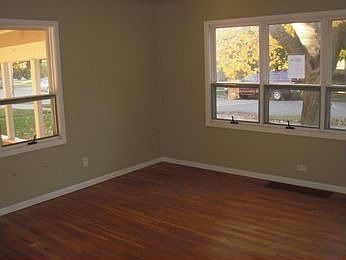 4th image of 1310 Houseman Ave NE