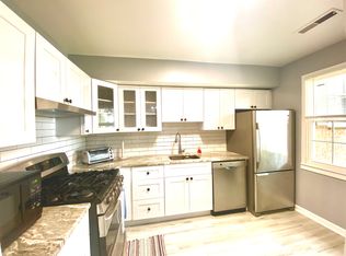 724 Quince Orchard Blvd APT 202, Gaithersburg, MD 20878