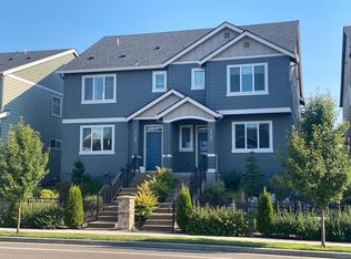 17140 SE Crossroads Ave, Happy Valley, OR 97086