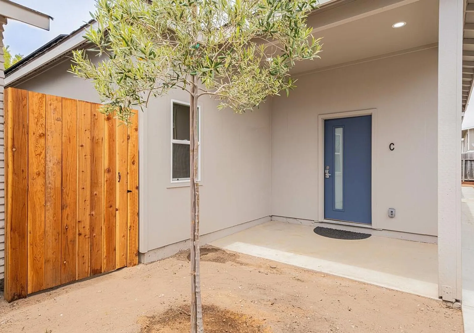 987 Harcourt Ave, Seaside, CA 93955 — Photo 4