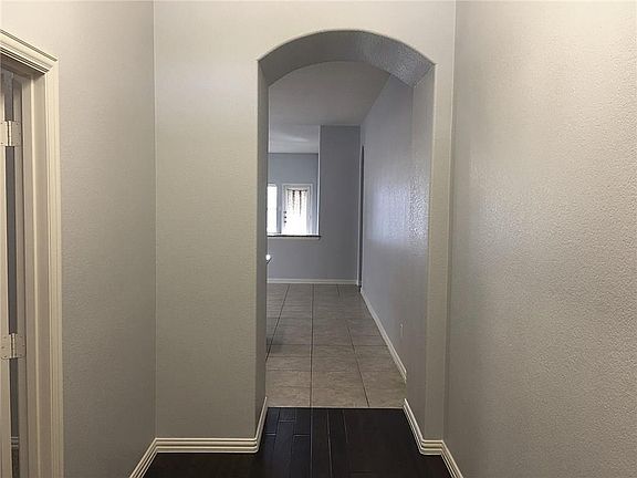 3rd image of 5017 Berkley Dr