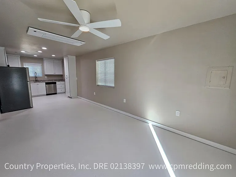 2122 Marlene Ave — Photo 5