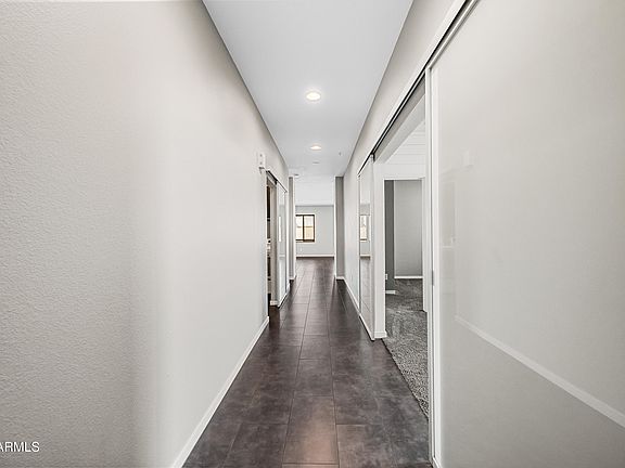 3rd image of 3554 E RAVENSWOOD Drive