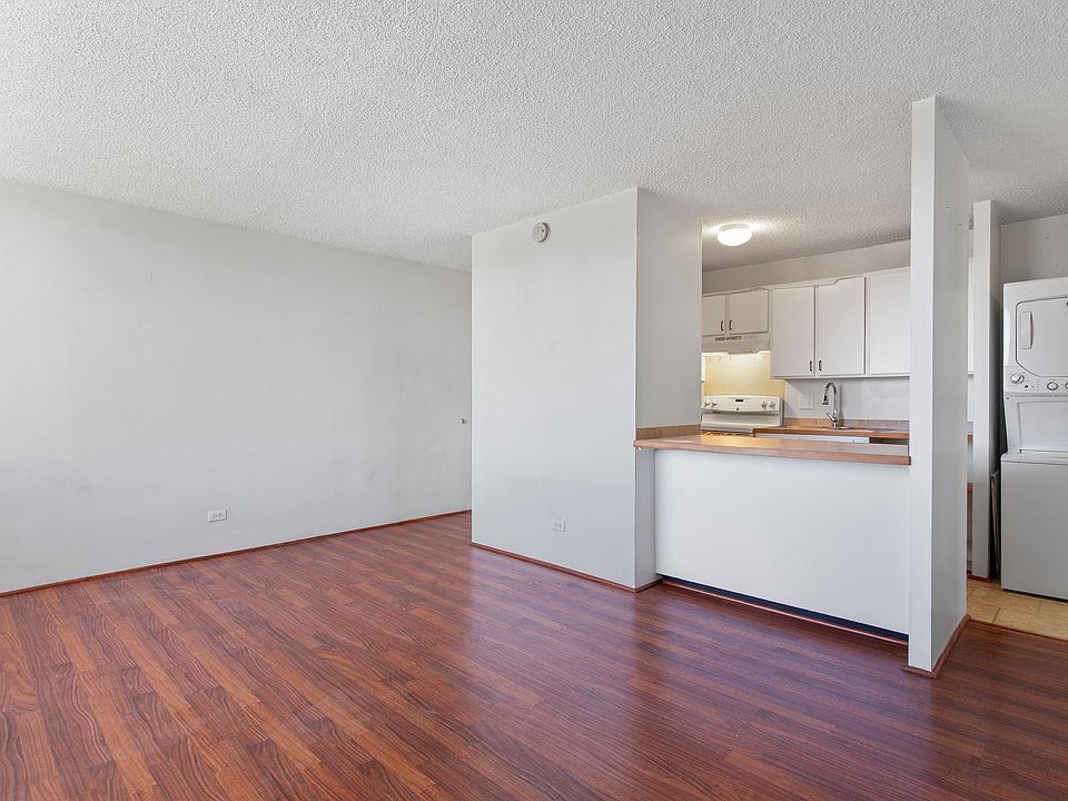 1st image of 909 Ala Nanala St APT 1001