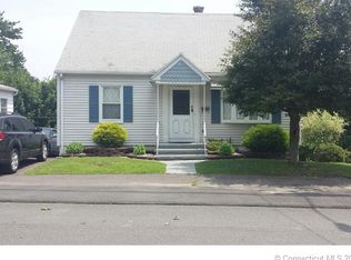 82 Hillcrest Ave, Waterbury, CT 06705