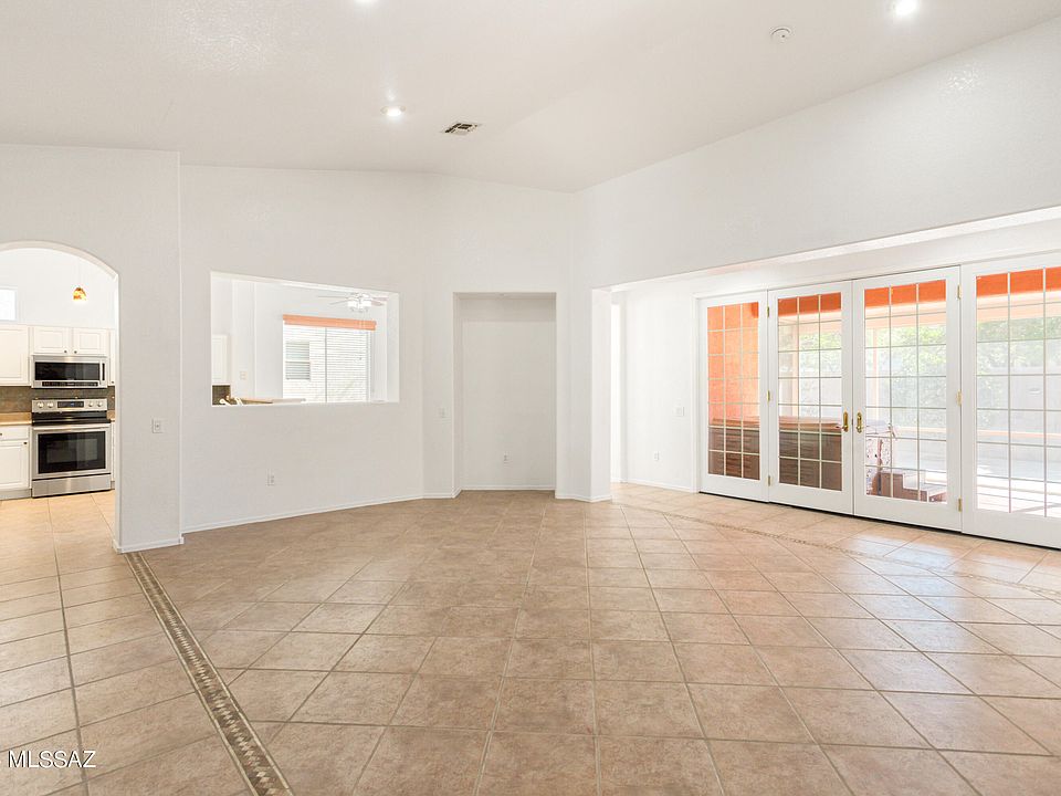 1st image of 7485 W Suncatcher Dr