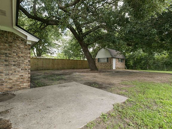 4th image of 655 Osprey Dr