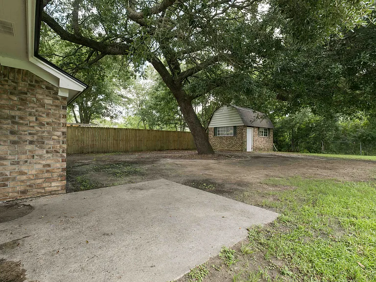 655 Osprey Dr — Photo 4