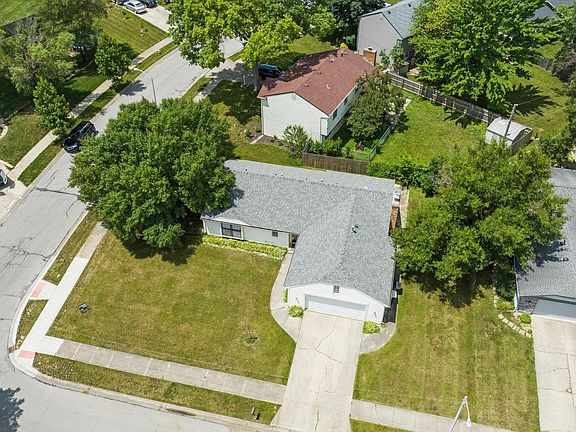 4th image of 7205 Mowhawa Dr