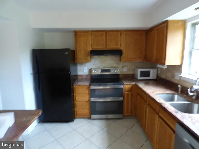 13422 Country Ridge Dr — Photo 4