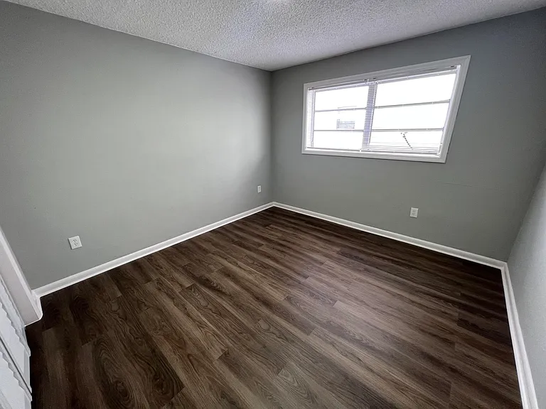 2561 NW 135th St #3 — Photo 17
