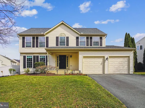 21327 Emerald Dr, Germantown, MD 20876