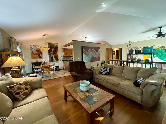 5th image of 815 40th Ave S APT K143