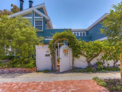 2001 E Ocean Blvd, Newport Beach, CA, 92661