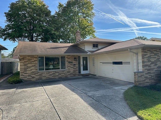 1st image of 23433 Sharon Dr