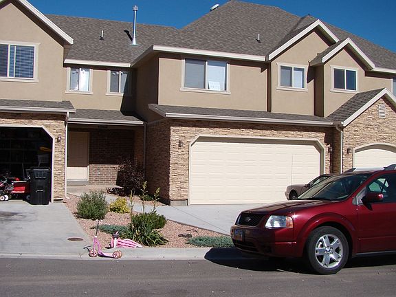 stucco & brick exterior