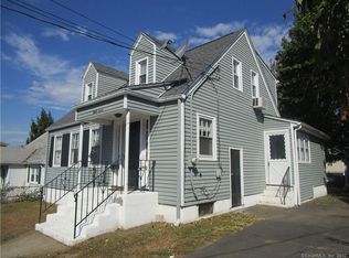 37 Harvey St, Bridgeport, CT 06610