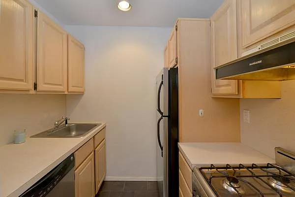 Sold by Engel & Völkers New York Real Estate | media 15