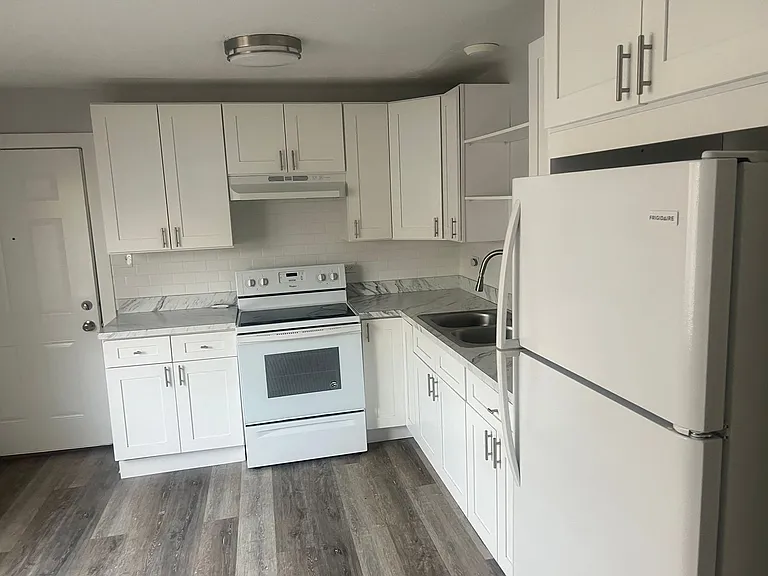 6301 S Keeler Ave — Photo 10