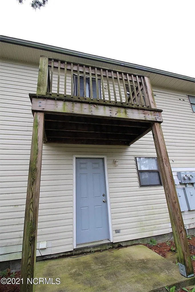 210 Shipman Rd Unit I - 1 — Photo 3