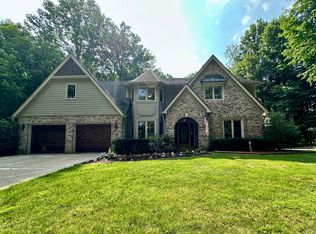 1415 Fox Cross Dr, Martinsville, IN